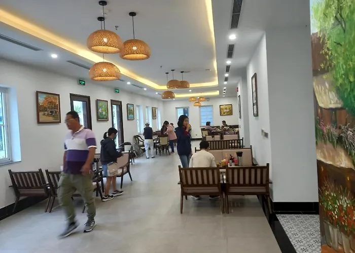 Indotel 3*